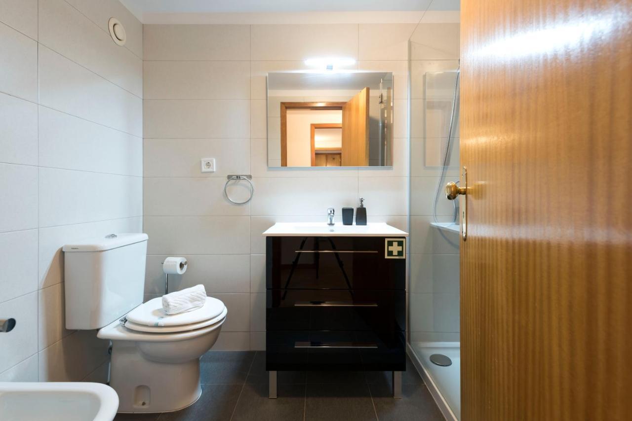 Lovelystay - The Porto Getaway Duplex - Free Parking Exterior photo